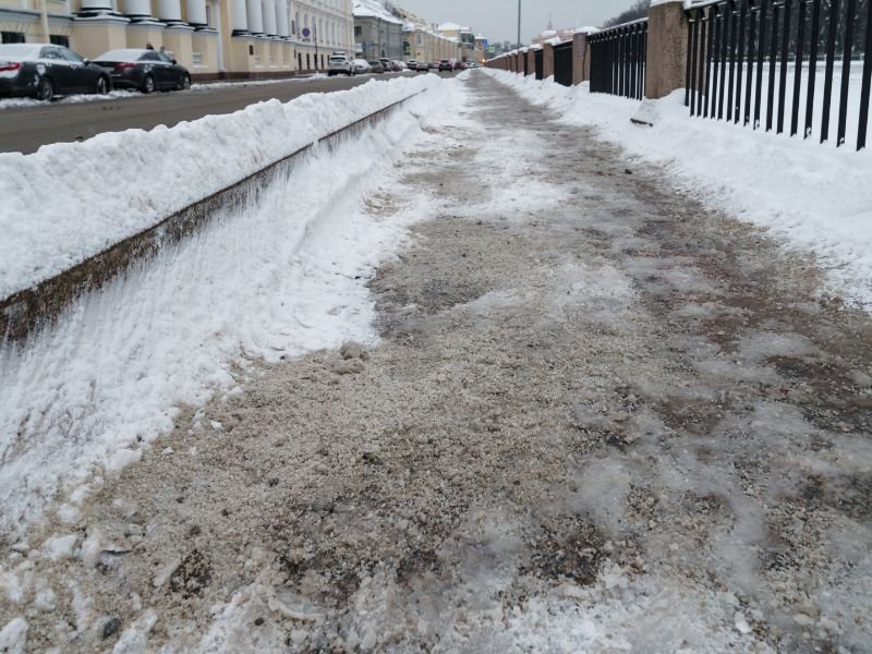 Professional residential snow plowing and driveway snow clearing service for homes in South Shore, Massachusetts