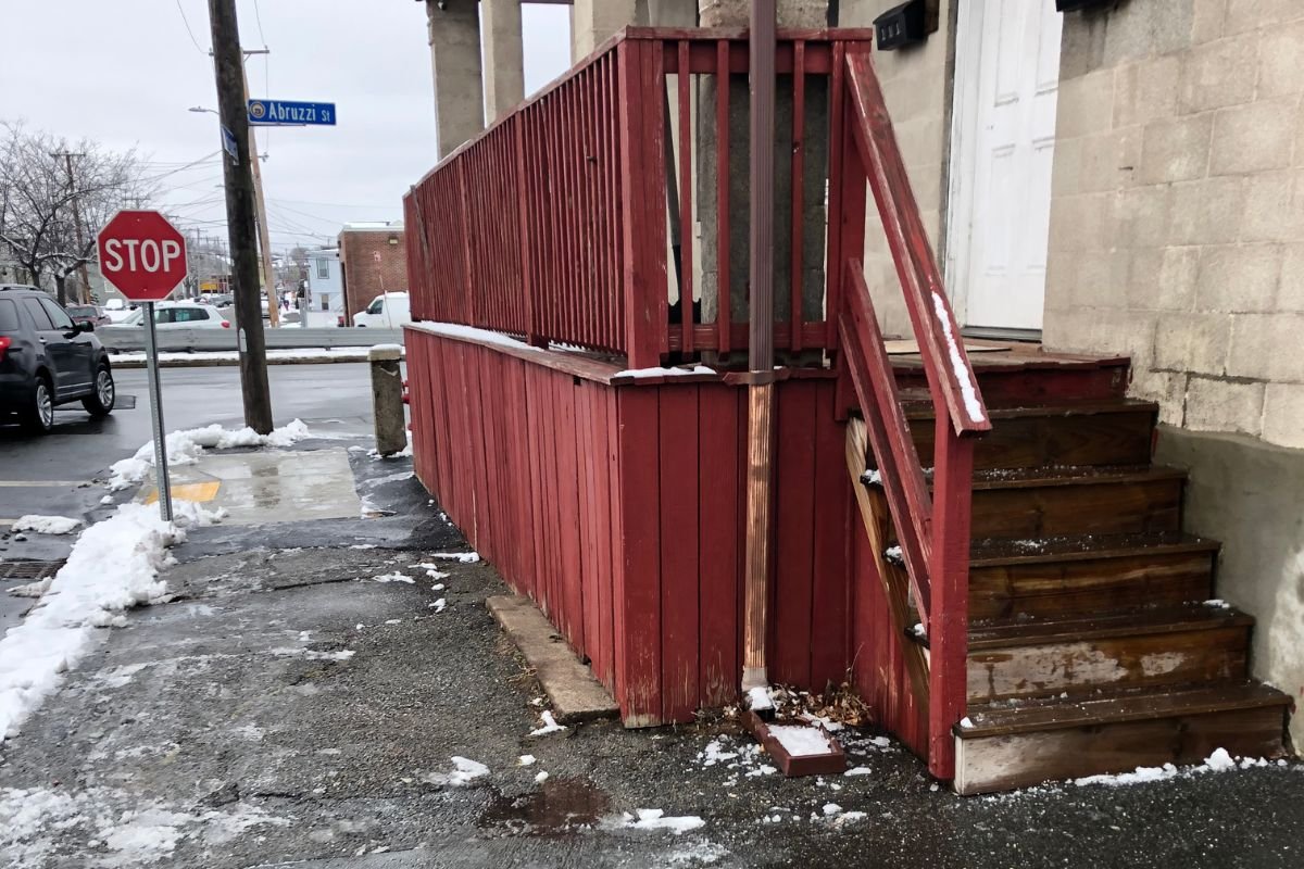 snow-removed-sidewalk-pathway-clearing
